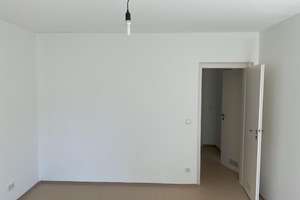 Gepflegte 3-Zimmer-Wohnung in praktischer Lage! – Salzbrunner Str. 22, 90473 Langwasser Südost, Nürnberg – Vorschaubild 7