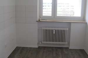 Lust auf Veränderung: frisch renovierte 3-Zimmer-Wohnung – Rheinbergerstr. 23, 85057 Nordwest, Ingolstadt – Vorschaubild 6