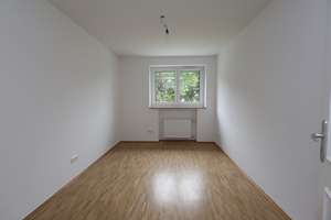ERSTBEZUG nach Sanierung - Attraktive 3-Zimmerwohnung mit Westloggia - kurzfristig beziehbar – 81737 Altperlach, München – Vorschaubild 11