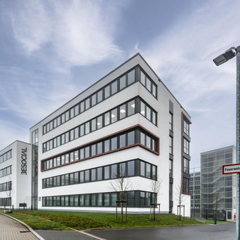 DGNB Gold Zertifizierung: Moderner Büroneubau in Bochum | viele Stellplätze | E-Ladestationen