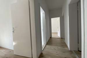 Einziehen in 48 Stunde! Modernisierte Erdgeschosswohnung in Top-Zustand! – Putziger Straße 18, 26388 Fedderwardergroden, Wilhelmshaven – Vorschaubild 1
