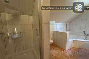::: Lebendige Farben, klare Formen – ein DHH Zuhause mit Charakter in Bestlage ::: – Die vollständige Adresse der Immobilie erhältst du vom Anbieter., 32584 Löhne – Vorschaubild 3