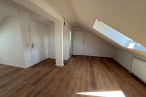 Eine Etage für Sie allein! | Sanierte Dachgeschosswohnung in zentraler Mainzer Lage – Parcusstraße 6, 55116 Neustadt, Mainz – Vorschaubild 9