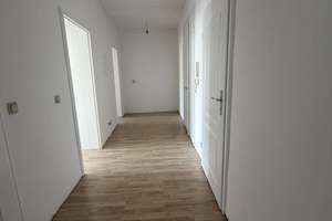 renovierte Altbauwohnung am Stannebeinplatz – großzügig und lichtdurchflutet – Stannebeinplatz 1, 4347 Schönefeld-Abtnaundorf, Leipzig – Vorschaubild 4