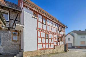 Historischer Fachwerkcharme: Haus mit Hof, großzügiger Scheune + Garten mit eigener Zufahrt – Die vollständige Adresse der Immobilie erhältst du vom Anbieter., 35510 Butzbach – Vorschaubild 6