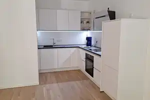 Erstbezug Neubau in Bestlage mit Einbaukueche – Völklinger Straße 2e, 40219 Düsseldorf – Vorschaubild 1