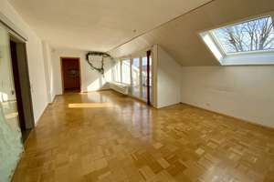 helle Dachgeschosswohnung in Pfuhl – Die vollständige Adresse der Immobilie erhältst du vom Anbieter., 89233 Neu-Ulm – Vorschaubild 6