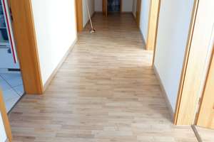 TOP Whg. im Dachgeschoss = 3.OG / Laminat / inkl. EBK ! PROVISIONSFREI ! – Lützowstraße 42, 9119 Kappel, Chemnitz – Vorschaubild 7