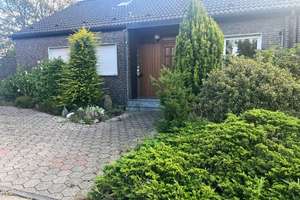 EFH im Bungalow Stil mit wohnlich ausgebautem Dachgeschoss und Garage "Nähe Waldborn" – Die vollständige Adresse der Immobilie erhältst du vom Anbieter., 47239 Rumeln-Kaldenhausen, Duisburg – Vorschaubild 2