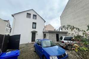 Das Eifamilienhaus mit neuer Heizung und Grundstück. In Koblenz! – Die vollständige Adresse der Immobilie erhältst du vom Anbieter., 56070 Neuendorf, Koblenz – Vorschaubild 4