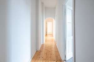 Bezugsfrei: Sonnige, ruhige Altbau-Wohnung mit EBK & Tageslicht-Badezimmer im beliebten Friedenau – Schmiljanstraße 7, 12161 Friedenau, Berlin – Vorschaubild 8