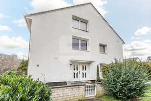 Zuhause ankommen - Doppelhaushälfte mit Garten und Garage im beliebten Köln-Ensen!