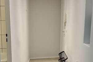 Charmantes Altbau-Studio mit Balkon im Schillerkiez – Flughafenstraße 77, 12049 Neukölln (Ortsteil), Berlin – Vorschaubild 4
