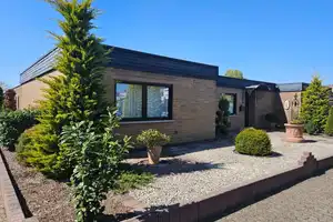 Top-Bungalow in 1. Reihe / Überherrn-Wohnstadt / Wintergarten / 2 Garagen – Saarlouis (Kreis) – Vorschaubild 12