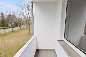 Moderne 3-Zimmer-Wohnung mit BALKON und Tageslichtbad – Lahrkampstraße 5, 33104 Schloß Neuhaus, Paderborn – Vorschaubild 2