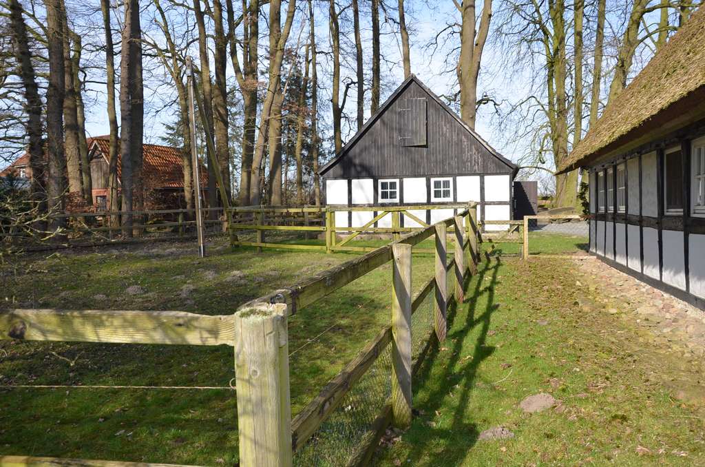Immobilie in Prinzhöfte - Exklusives idyllisch gelegenes Hofanwesen zwischen Bremen und Oldenburg - Bild 3
