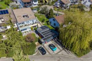 Wohnen mit Weitblick: Exklusives Mehrfamilienhaus mit 3 Einheiten, Wintergarten & Traumterrassen – Die vollständige Adresse der Immobilie erhältst du vom Anbieter., 73061 Ebersbach an der Fils – Vorschaubild 1