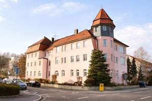 Frisch Sanierte 2 Raum Wohnung mit Balkon, große neue Einbauküche, neues Bad im ruhigen Heidenau – Die vollständige Adresse der Immobilie erhältst du vom Anbieter., 1809 Heidenau – Vorschaubild 1