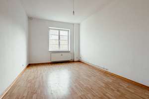 Charmante 2-Zimmer-Denkmalschutzwohnung mit Balkon im Erbbaurecht – Die vollständige Adresse der Immobilie erhältst du vom Anbieter., 30655 List, Hannover – Vorschaubild 4