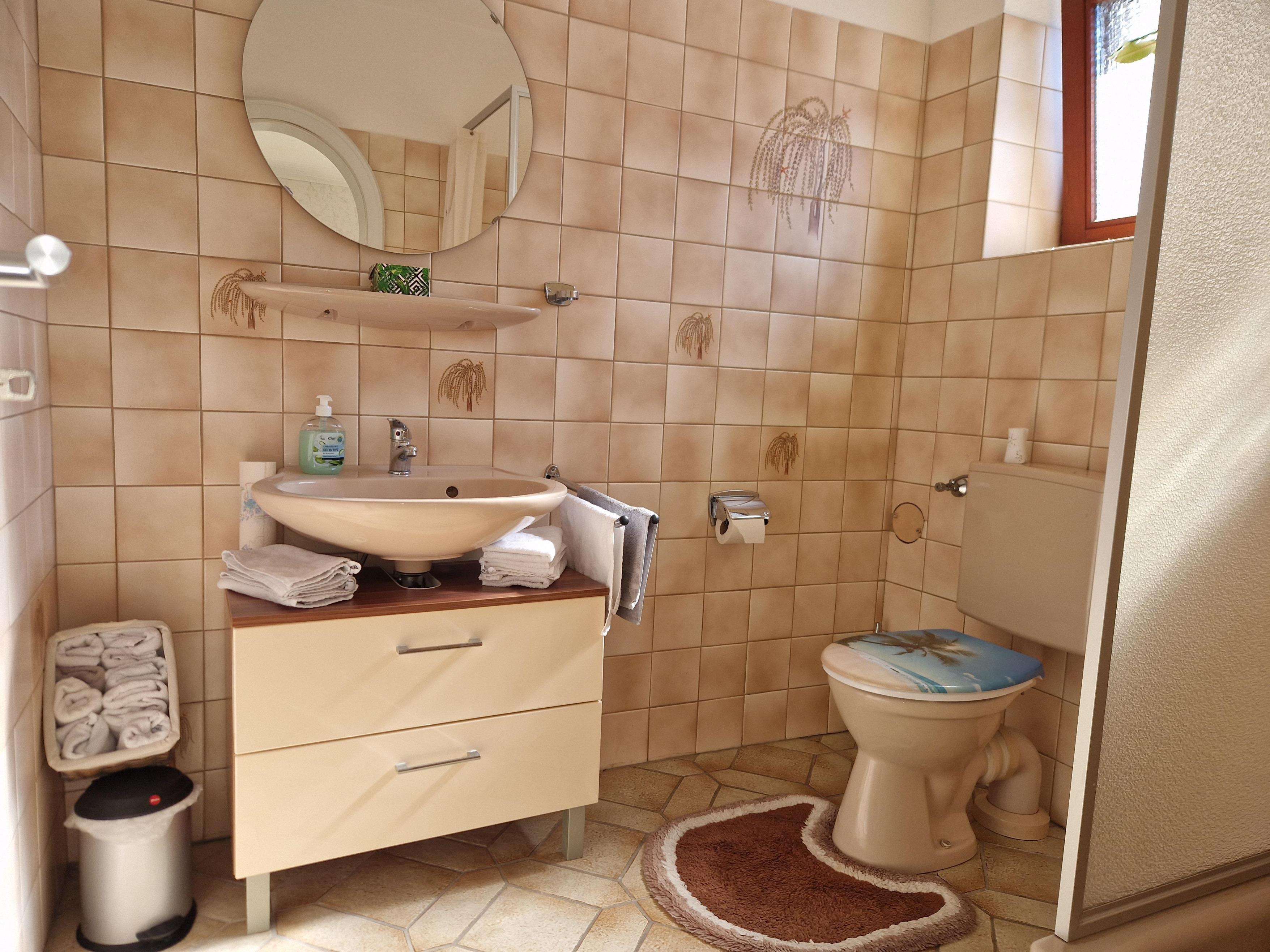 Immobilie in Tating - Lukratives Investitionsobjekt mit 4 Vermietungseinheiten - Bild 1