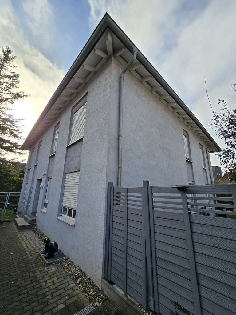 Immobilie in Magstadt - Großzügige 6-Zimmer-Maisonettewohnung mit 2 Stellplätzen - Bild 0