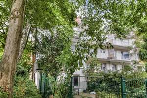 Bremen-Findorff: Vermietete Dachgeschosswohnung mit ausgebautem Spitzboden – attraktive Kapitalanlag – Die vollständige Adresse der Immobilie erhältst du vom Anbieter., 28215 Weidedamm, Bremen – Vorschaubild 2