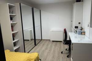 Untermieterin gesucht: 1-Zimmer-Apartment in Bockenheim – 60487 Bockenheim, Frankfurt am Main – Vorschaubild 1