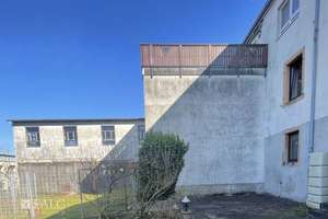 Zweifamilienhaus mit Halle, Werkstatt und Garagen – Die vollständige Adresse der Immobilie erhältst du vom Anbieter., 66399 Mandelbachtal – Vorschaubild 25