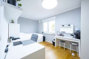 WONHNTRAUM OHNE WARTEZEIT+EXKLUSIVES EINFAMILIENHAUS+5 ZIMMER+2 BÄDER+POOL+D-GARAGE+ENERGIE A (+) – Die vollständige Adresse der Immobilie erhältst du vom Anbieter., 14624 Dallgow-Döberitz – Vorschaubild 13