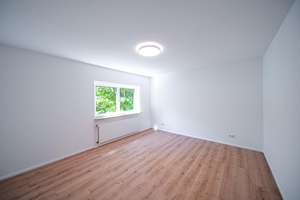 Frisch saniert & bezugsbereit: Helle 3 Zimmer mit Balkon in Wiesbaden-Biebrich – Die vollständige Adresse der Immobilie erhältst du vom Anbieter., 65203 Biebrich, Wiesbaden – Vorschaubild 5