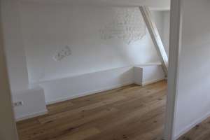 **Perfekte Aufteilung für eine WG**5-Zimmer-Wohnung im Altbaucharme** – Hohenzollernstr. 79, 75177 Nordstadt, Pforzheim – Vorschaubild 14