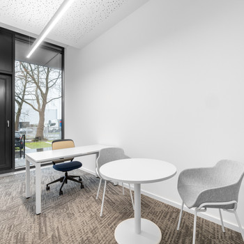 Privater Büroraum für 1 Person in Regus Theo 105