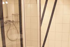 Fürth: Schöne 2 Zimmer-ETW mit Galerie, Balkon und 2 vollwertigen PKW-Stellplätzen – Die vollständige Adresse der Immobilie erhältst du vom Anbieter., 90763 Nördliche Südstadt, Fürth – Vorschaubild 8