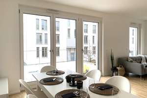 Elegantes Reihenhaus mit 22 qm Süd-West-Terrasse – Paul-Ehrlich-Strasse 42, 61118 Bad Vilbel – Vorschaubild 1