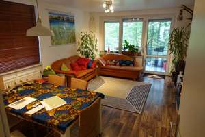 Ideal geschnitte 3-Zimmer-Wohnung mit Südbalkon und Einbauküche in Altenerding – Teisenbergweg 2, 85435 Erding – Vorschaubild 3
