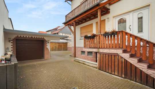 Bild von Rarität: Einzigartiges Zweifamilienhaus in Nieder-Weisel