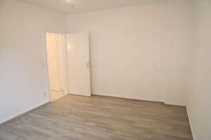 Hübsche 2 Raum Wohnung mit Küche. PKW-Stellplatz möglich. Übernahme EBK möglich. – Frohnhauser Straße 136, 45144 Holsterhausen, Essen – Vorschaubild 6