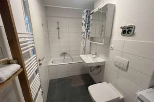 Modern & Fully Furnished Apartment in Munich-Pasing  – Lortzingstraße 21, 81241 Pasing, München – Vorschaubild 11