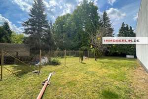 IMMOBERLIN.DE - Sanierungsbedürftiges Haus mit Nebengebäuden & Südgarten in naturverbundener Lage