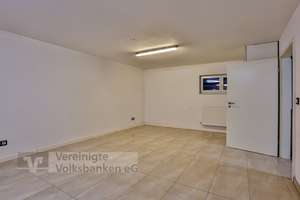 1 bis 2 Familienhaus mit 7 Zimmern, 4 Bädern und Garage – Die vollständige Adresse der Immobilie erhältst du vom Anbieter., 72766 Sondelfingen, Reutlingen – Vorschaubild 44