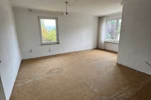 1-2 Familienhaus mit über 230 m² Wohn,- Nutzfläche und 1000 m² Grundstück in Taunusstein-Wehen – Die vollständige Adresse der Immobilie erhältst du vom Anbieter., 65232 Taunusstein – Vorschaubild 6