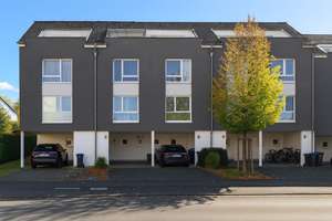 XL-Reihenmittelhaus in moderner Splitlevel-Bauweise 140 m² Wfl mit Garten & Energieeffizienzklasse A – Die vollständige Adresse der Immobilie erhältst du vom Anbieter., 42659 Burg/Höhscheid, Solingen – Vorschaubild 1