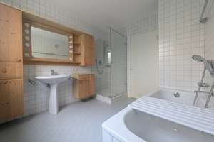 Stilvolles Bauhaus-Juwel in exklusiver Villenlage von Stuttgart-Nord   – Die vollständige Adresse der Immobilie erhältst du vom Anbieter., 70193 Lenzhalde, Stuttgart – Vorschaubild 9