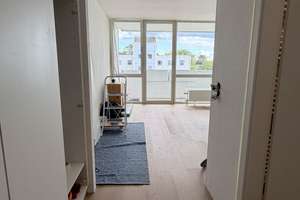Erstbezug nach Sanierung: Teilmöblierte Pendlerwohnung mit Balkon & TG in Bonn-Oberkassel – Die vollständige Adresse der Immobilie erhältst du vom Anbieter., 53227 Oberkassel, Bonn – Vorschaubild 4