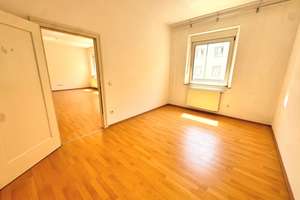 Provisionsfrei – Freie und gepflegte 6-Zimmer-Wohnung in Nürnberg – Landgrabenstraße 19, 90443 Steinbühl, Nürnberg – Vorschaubild 9