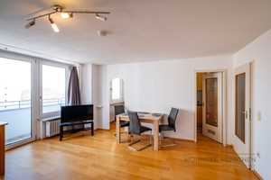 Helle 1,5-Zi-Wohnung mit Zugspitzblick vom Balkon – München – Vorschaubild 1