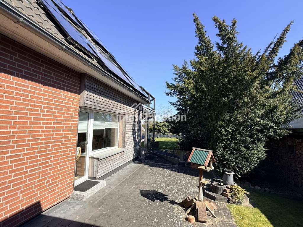 Immobilie in Tostedt - Natur vor der Tür, Stadt in Reichweite – Familienhaus auf großem Grundstück, teilweise  modernisiert - Bild 4