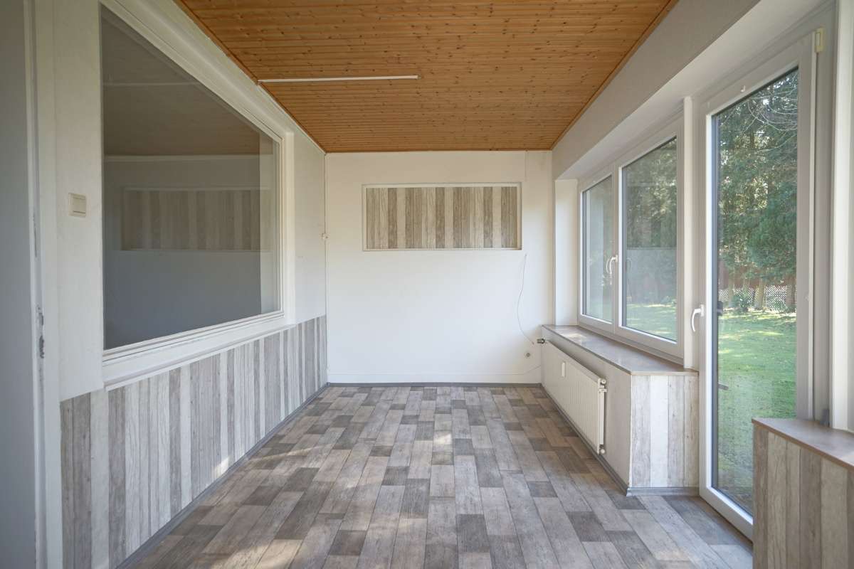 Immobilie in Schiffdorf - Volksbank Immobilien:
Einfamilienhaus mit Einliegerwohnung auf herrlichem Grundstück - Bild 8