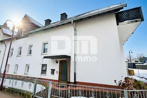 Modernisierte DHH mit Anbauten + Garagen in Traumlage mit Wintergarten, Terrasse und Garten – Die vollständige Adresse der Immobilie erhältst du vom Anbieter., 34260 Kaufungen – Vorschaubild 2