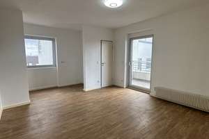Sanierte 2 Zimmer Wohnung mit Balkon